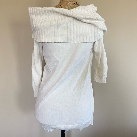 •Express• Cowl/OTS sweater - Picture 1 of 4